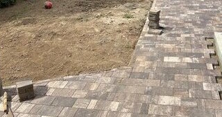 Профессиональная укладка тротуарной плитки на клей в Волхове в октябре