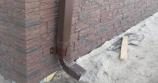 Профессиональная отделка фундамента в Волхове в октябре