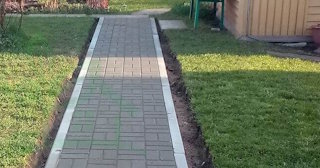Укладка садовых дорожек в Волхове: стоимость от 942 руб. от ТротуарнаяПлитка