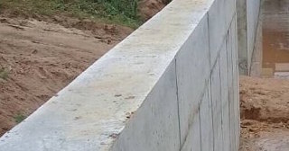 Строительство подпорной стенки из бетона в Волхове в октябре